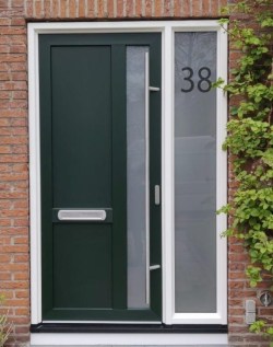 Raamfolie verticaal met huisnummer bovenkant